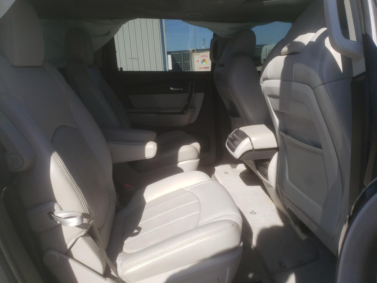 Photo 6 from auction – 2011 GMC ACADIA DEN with VIN 1GKKRTEDXBJ379618