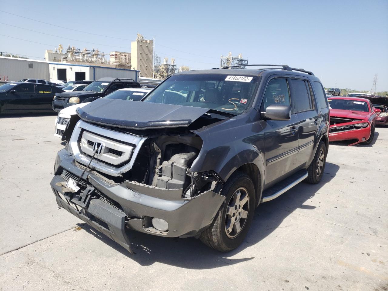 Photo 2 from auction – 2010 HONDA PILOT TOUR with VIN 5FNYF3H96AB005647