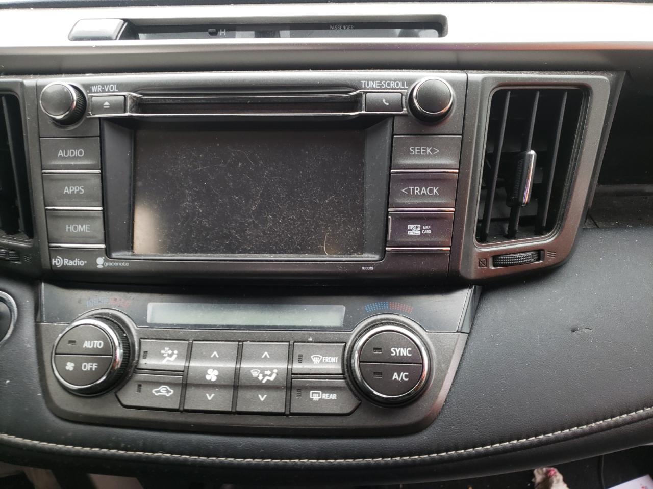 Photo 9 from auction – 2015 TOYOTA RAV4 LIMIT with VIN 2T3DFREV3FW381758
