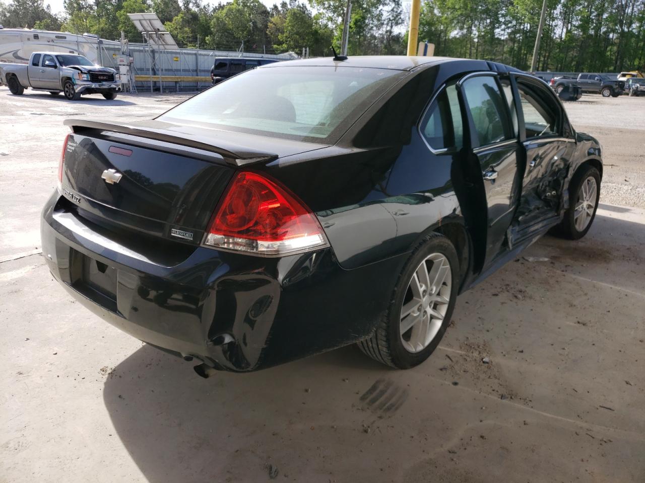 Photo 4 from auction – 2013 CHEVROLET IMPALA LTZ with VIN 2G1WC5E3XD1141663