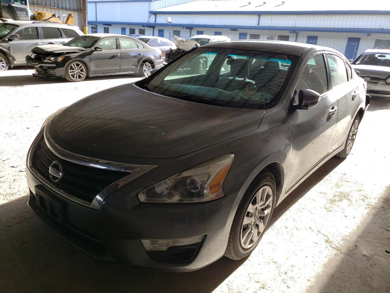 Photo 2 from auction – 2015 NISSAN ALTIMA 2.5 with VIN 1N4AL3AP0FC453590