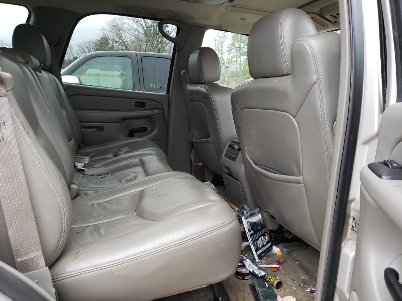 Photo 6 from auction – 2004 GMC YUKON with VIN 1GKEK13T04J277764
