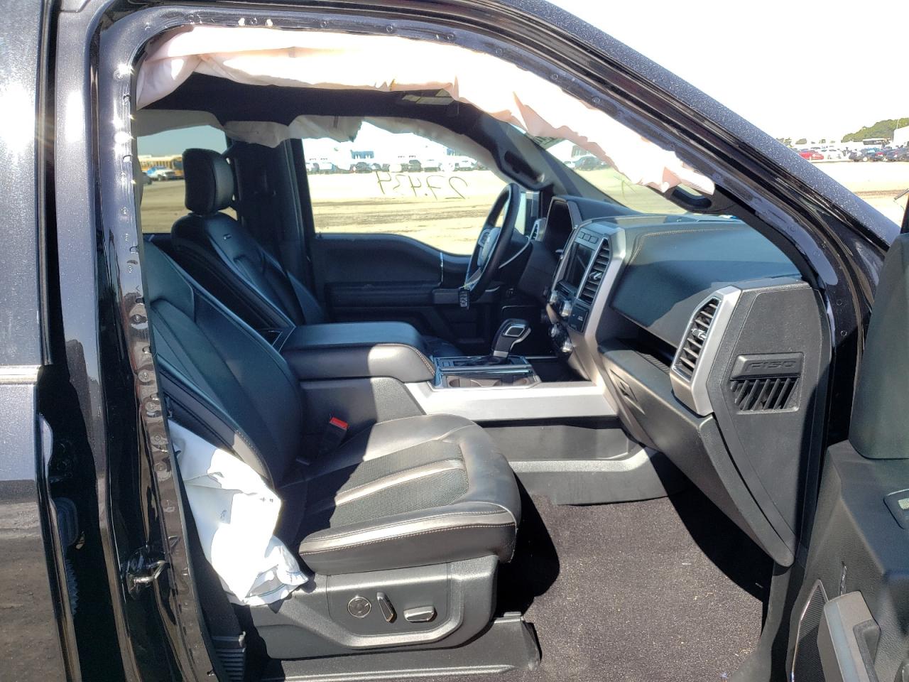 Photo 5 from auction – 2019 FORD F150 SUPER with VIN 1FTEW1E41KFC87967
