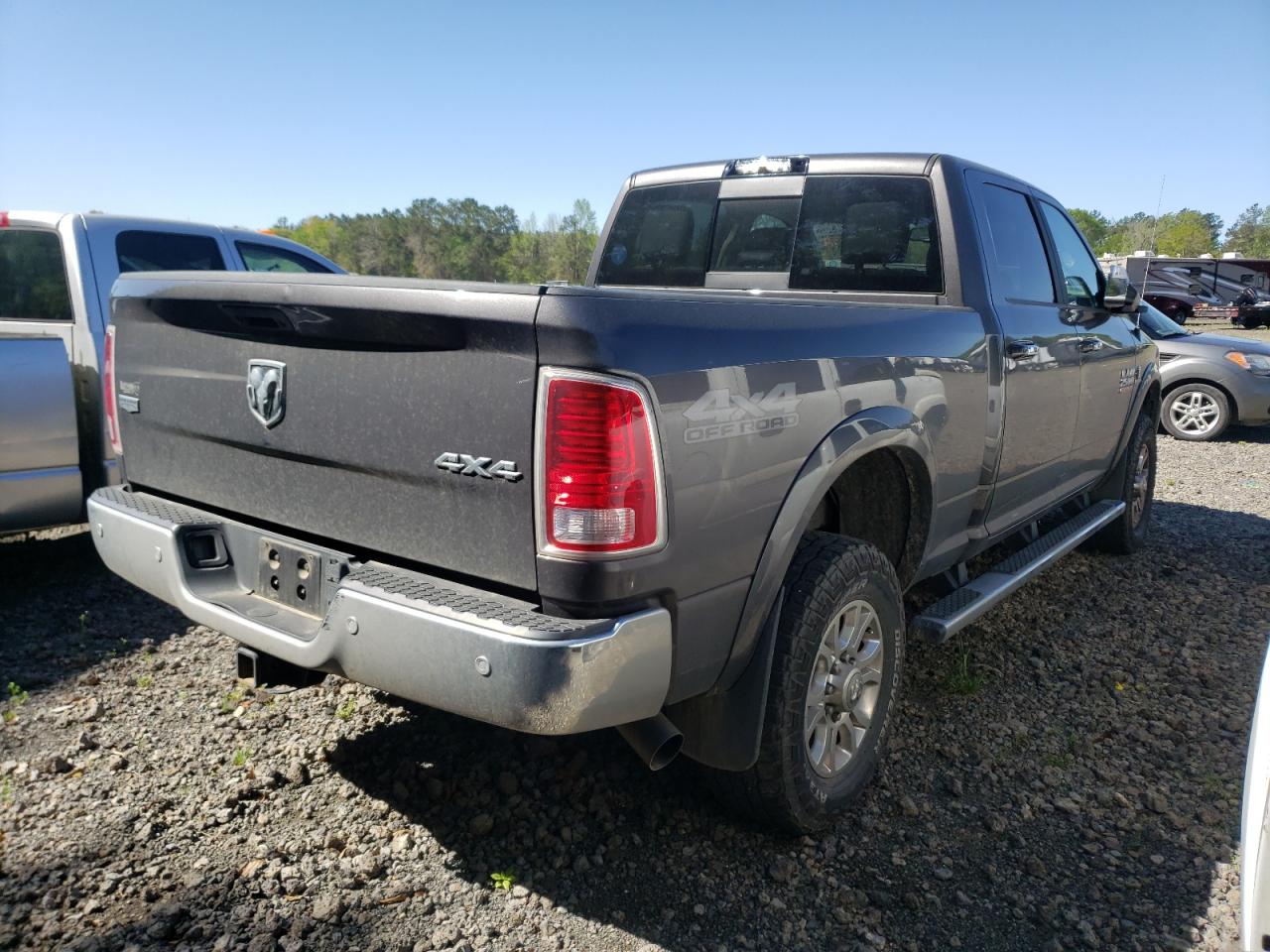 Photo 4 from auction – 2018 RAM 2500 LARAM with VIN 3C6UR5FL7JG303321