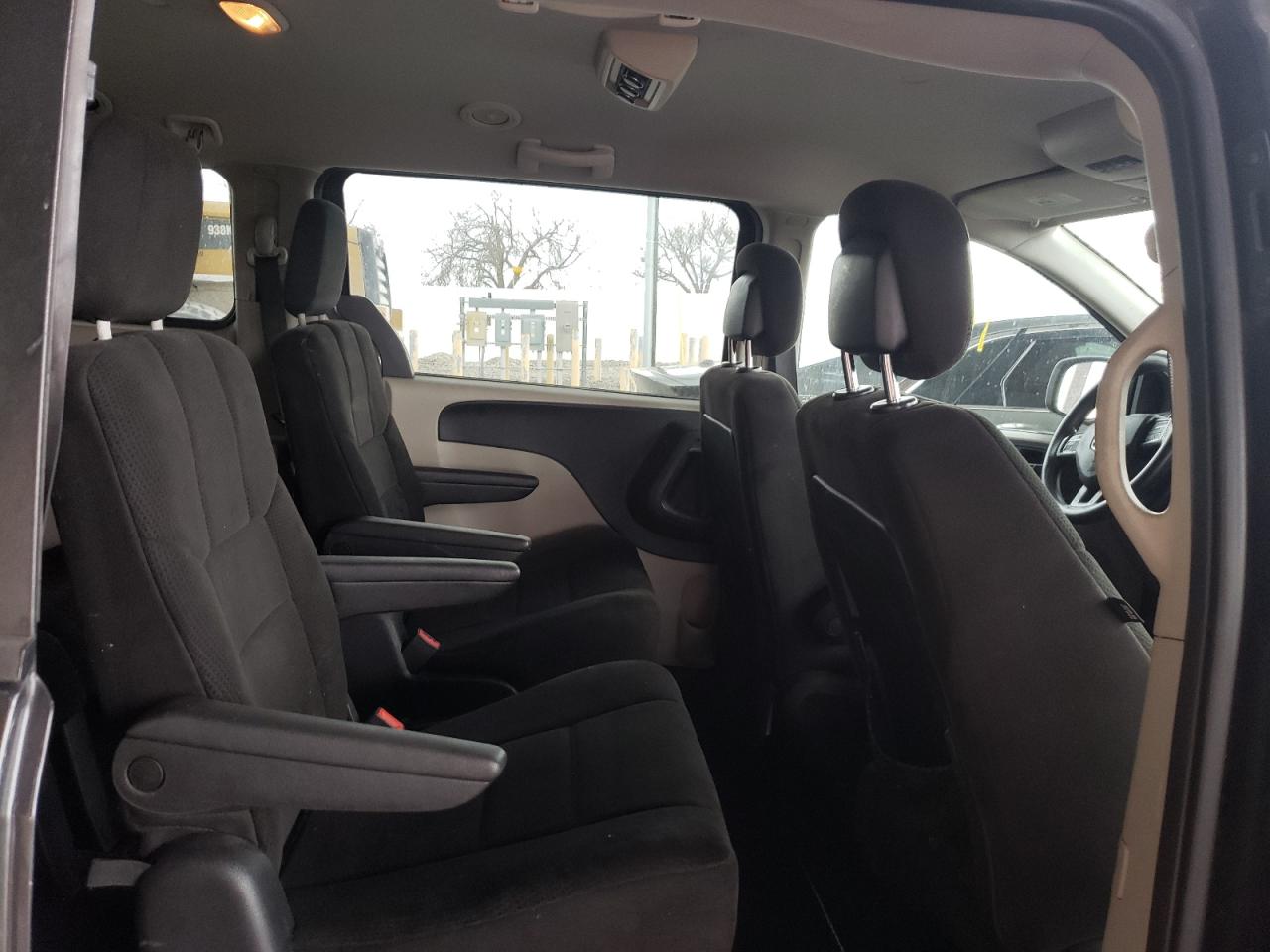 Photo 6 from auction – 2012 DODGE GRAND CARA with VIN 2C4RDGCG7CR146693