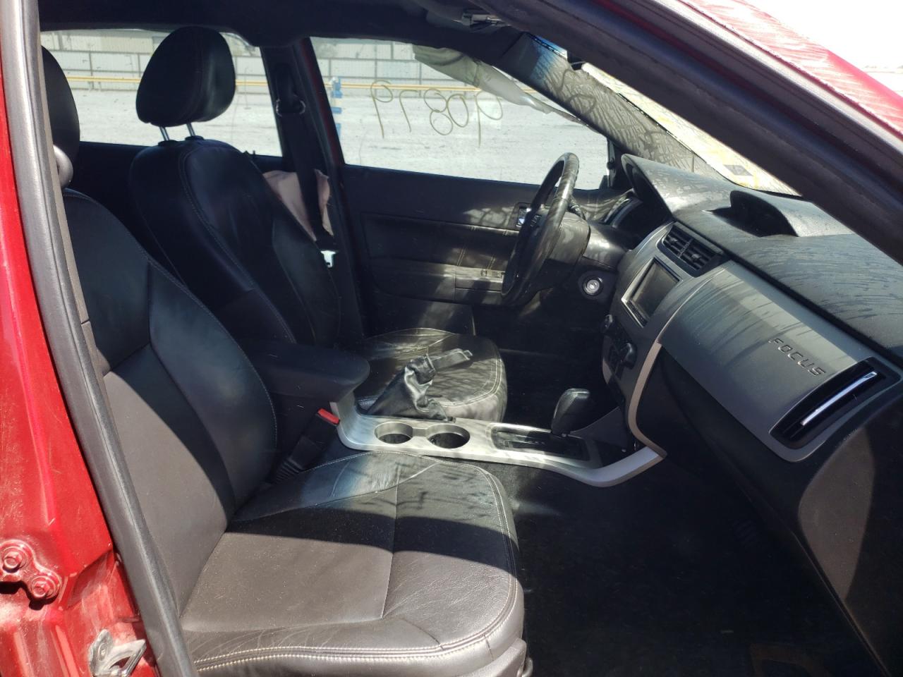 Photo 5 from auction – 2011 FORD FOCUS SEL with VIN 1FAHP3HN7BW199585