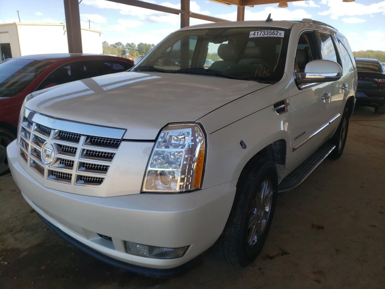 Photo 2 from auction – 2010 CADILLAC ESCALADE with VIN 1GYUCAEF6AR289419