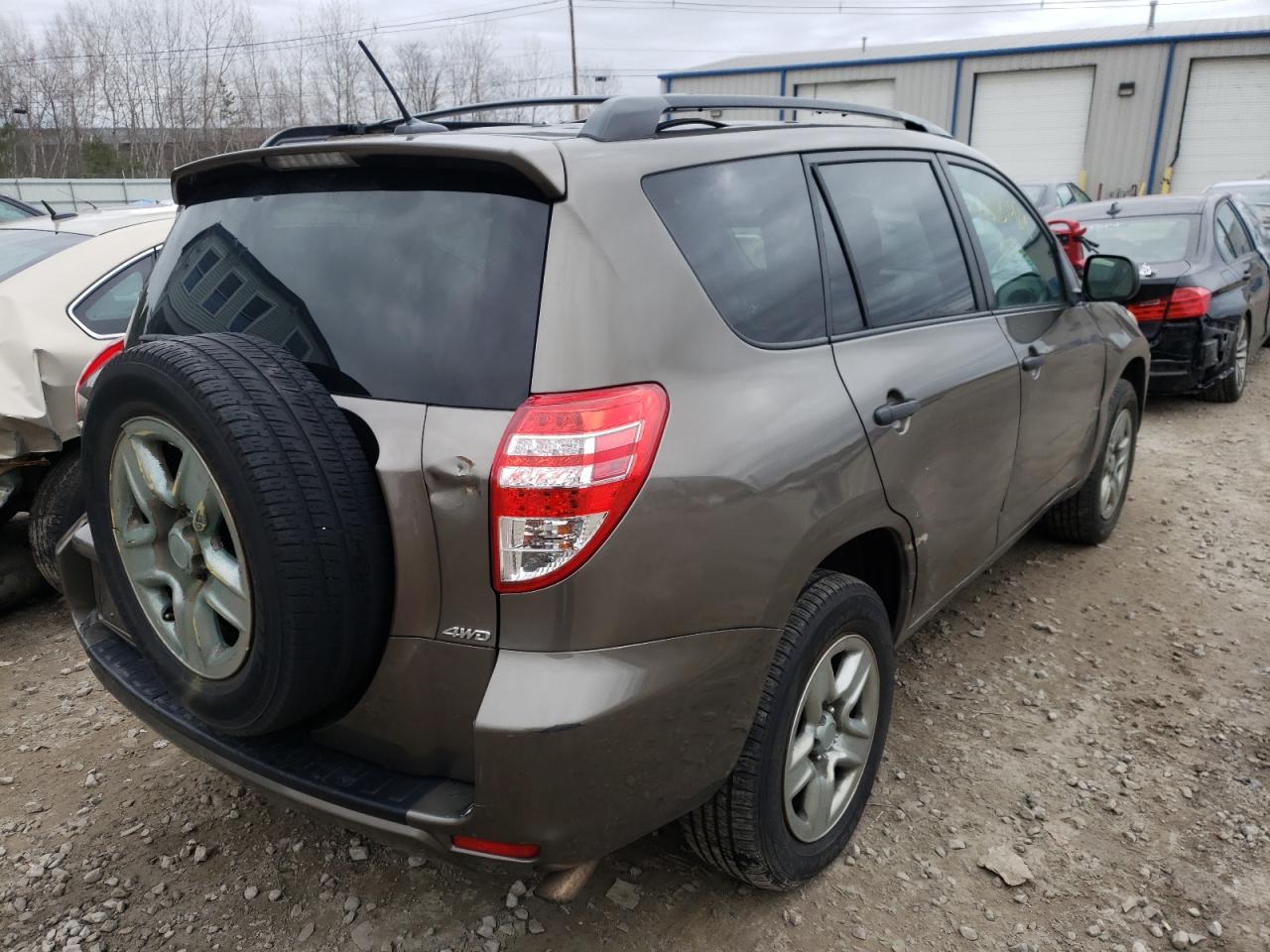 Photo 4 from auction – 2011 TOYOTA RAV4 with VIN 2T3BF4DV2BW171979