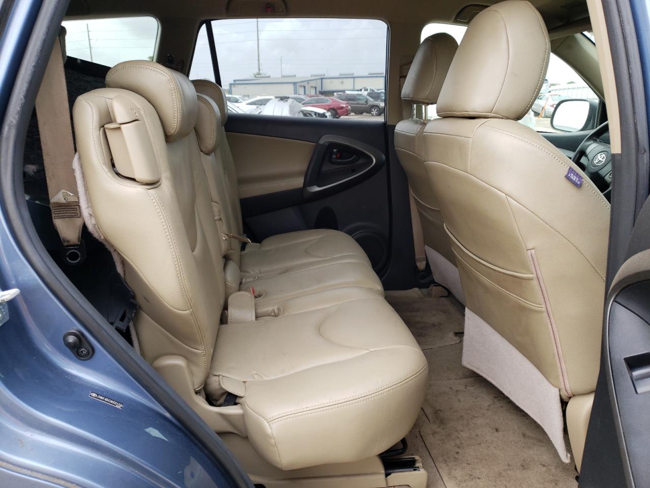Фото 6 с аукциона – 2010 TOYOTA RAV4 с VIN JTMKF4DV2A5021330