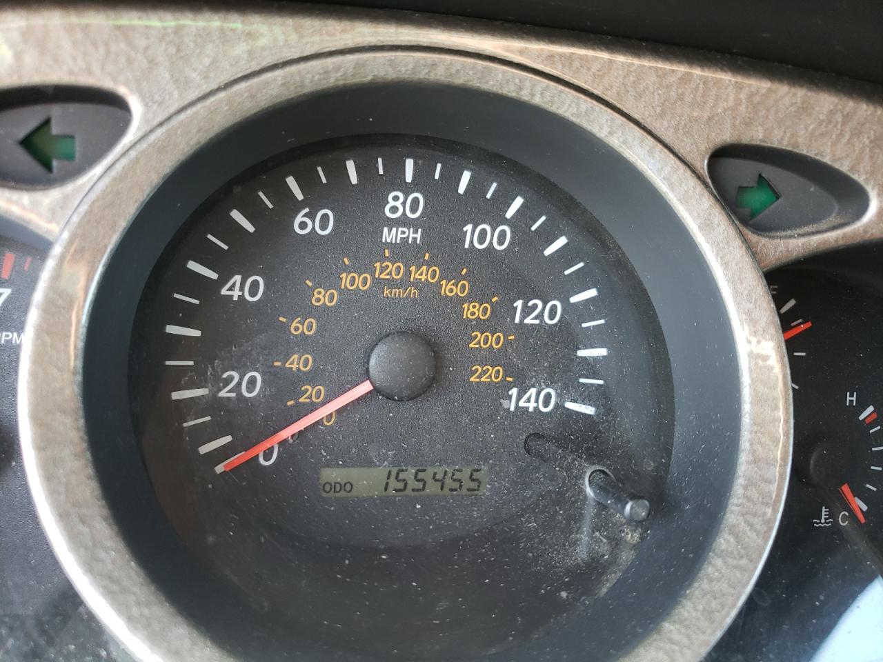 Photo 18 from auction – 2003 TOYOTA HIGHLANDER with VIN JTEGF21A730090036