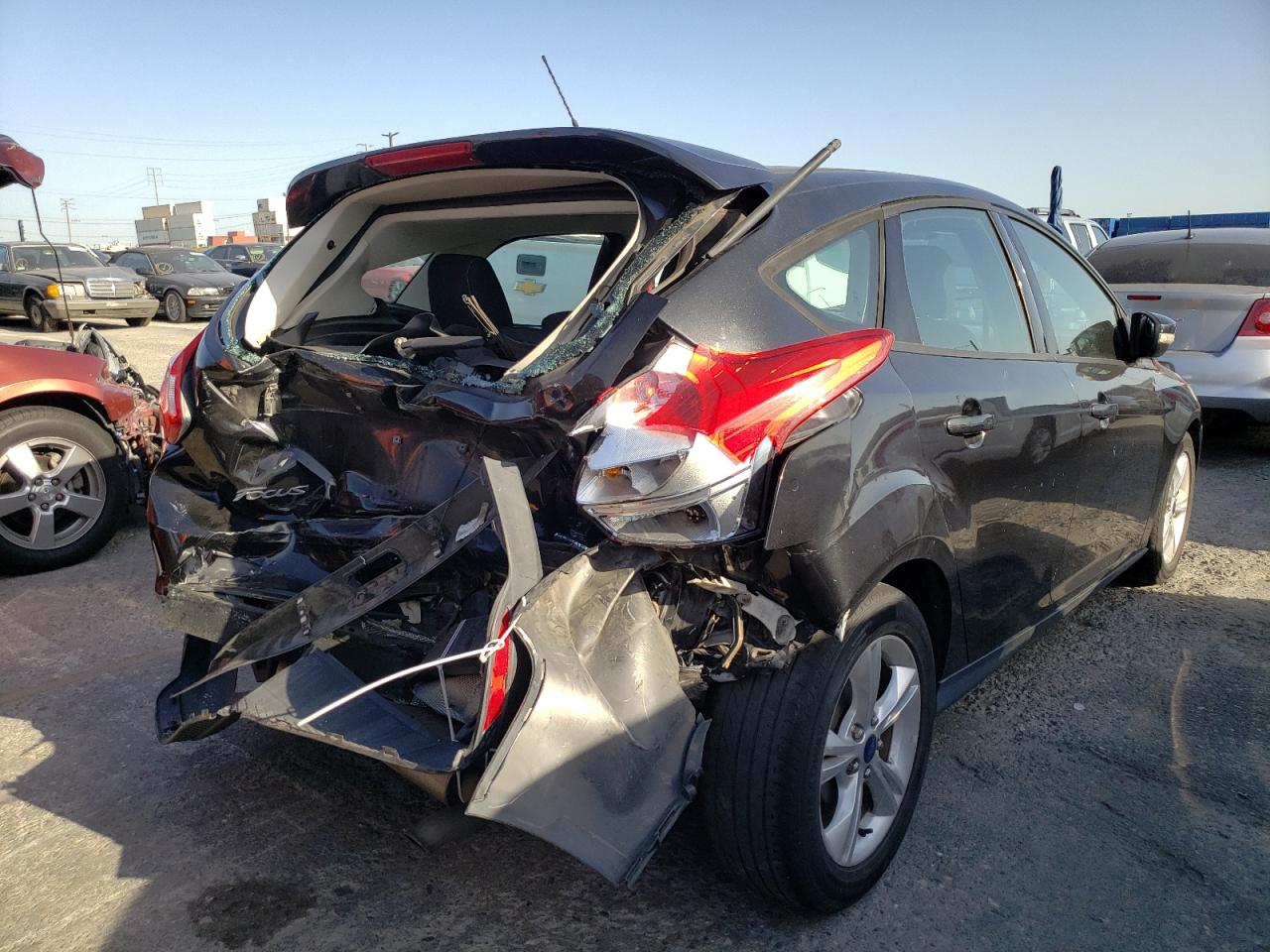 Photo 4 from auction – 2013 FORD FOCUS SE with VIN 1FADP3K29DL344174