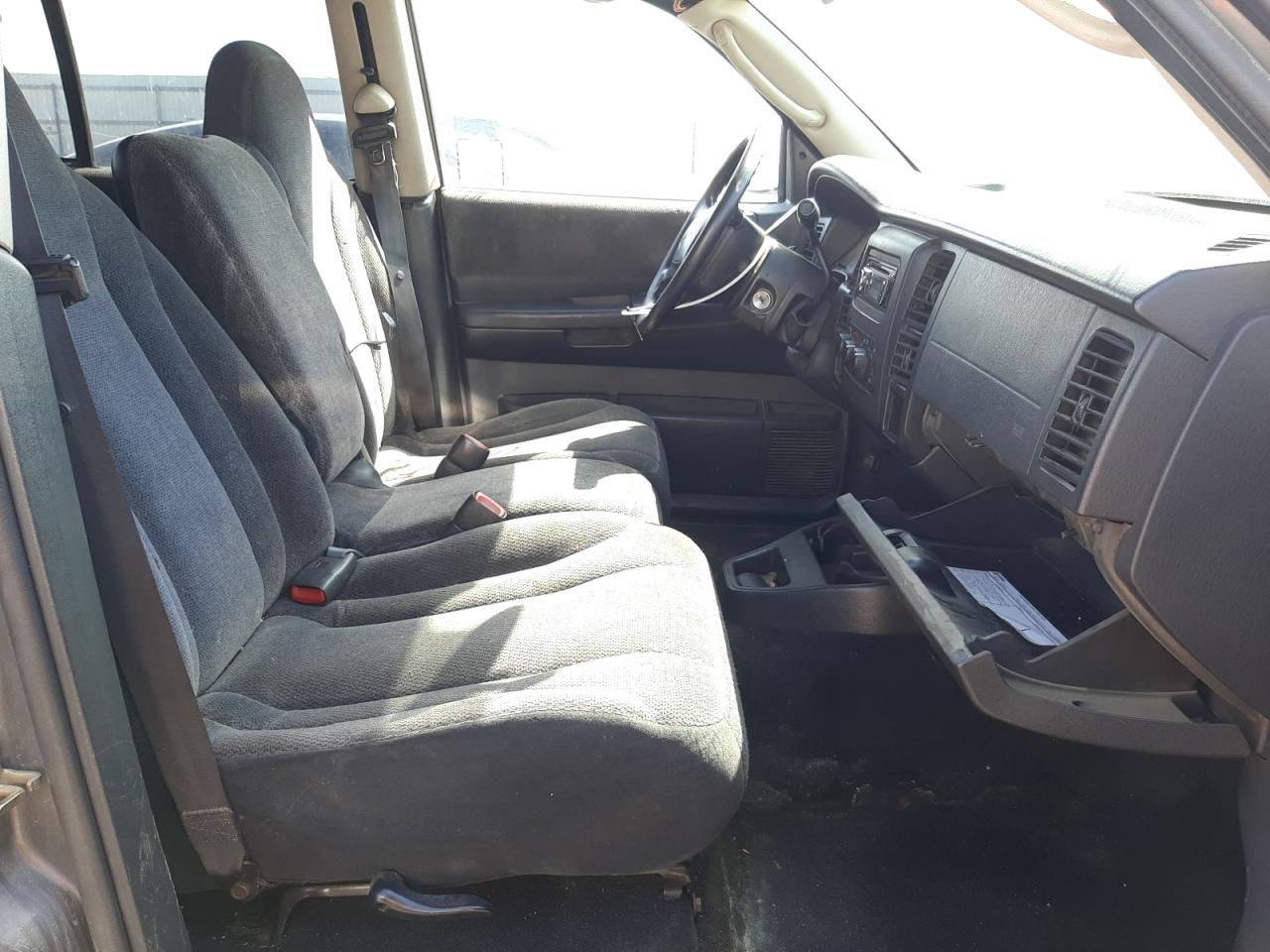Photo 5 from auction – 2003 DODGE DAKOTA QUA with VIN 1D7HL38N73S137205