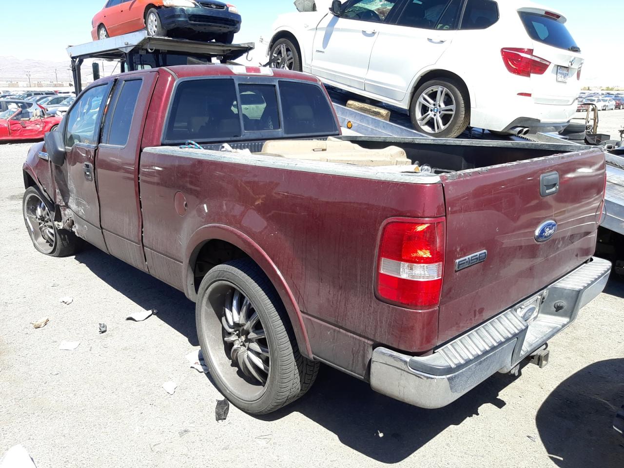 Photo 3 from auction – 2004 FORD F150 with VIN 1FTPX12564NC44639