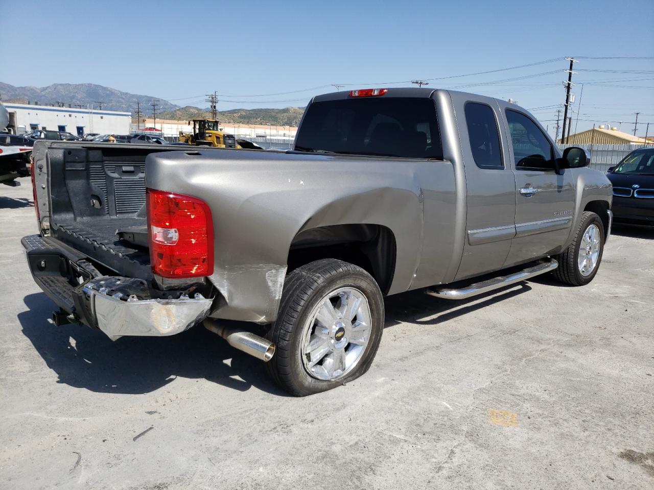 Photo 4 from auction – 2012 CHEVROLET SILVERADO with VIN 1GCRCSE07CZ223042