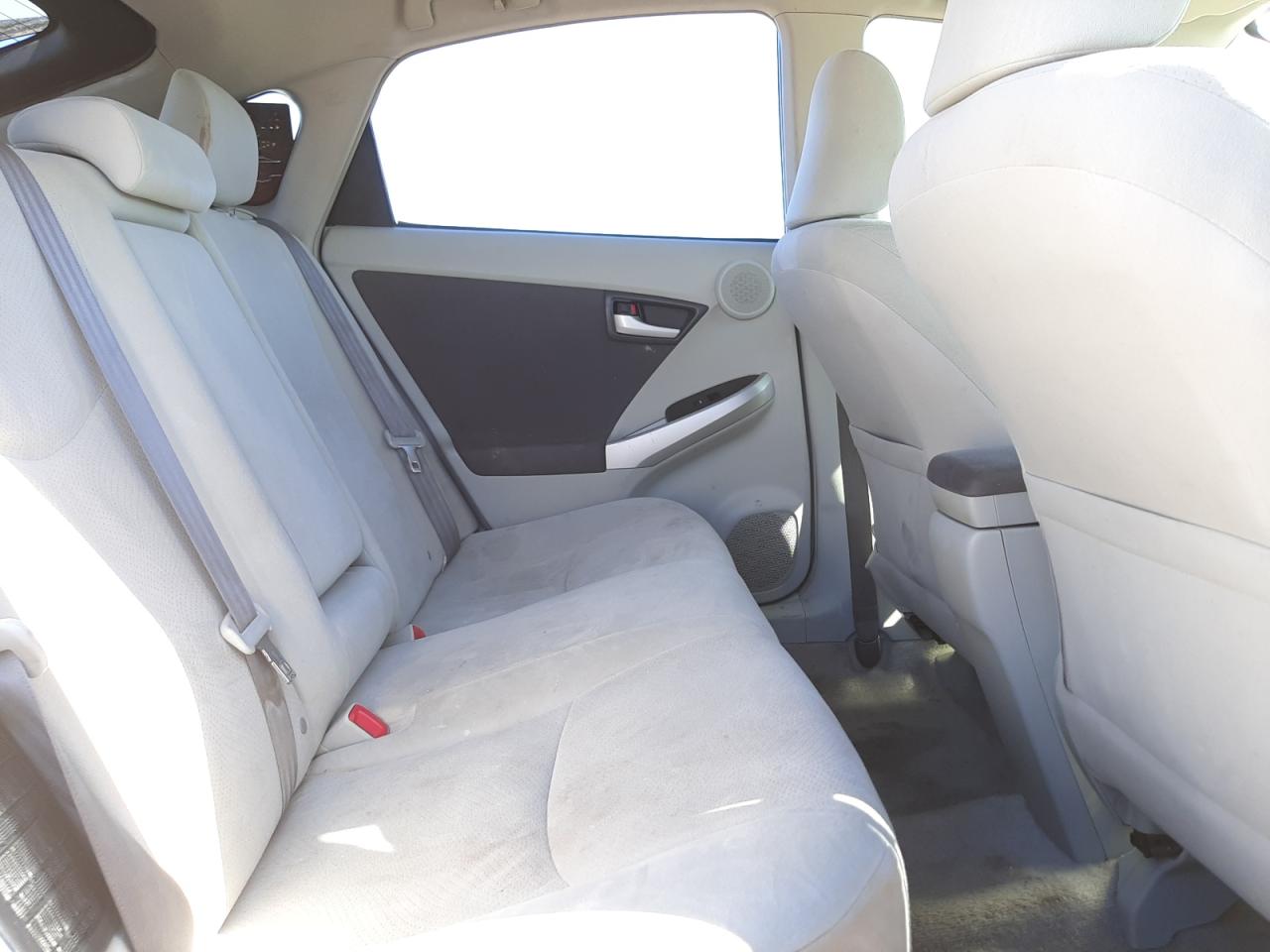 Photo 6 from auction – 2010 TOYOTA PRIUS with VIN JTDKN3DU2A0031230