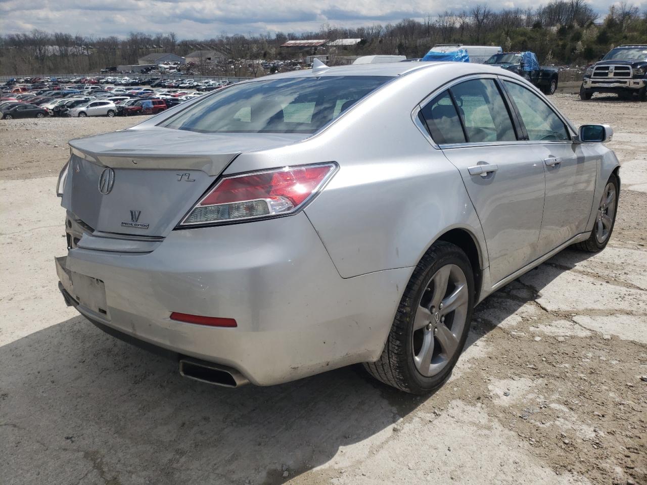Photo 4 from auction – 2014 ACURA TL SE with VIN 19UUA8F31EA003409