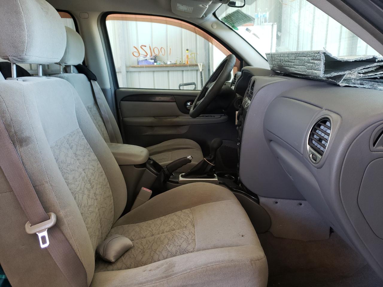 Photo 5 from auction – 2005 GMC ENVOY XL with VIN 1GKES16S256141210