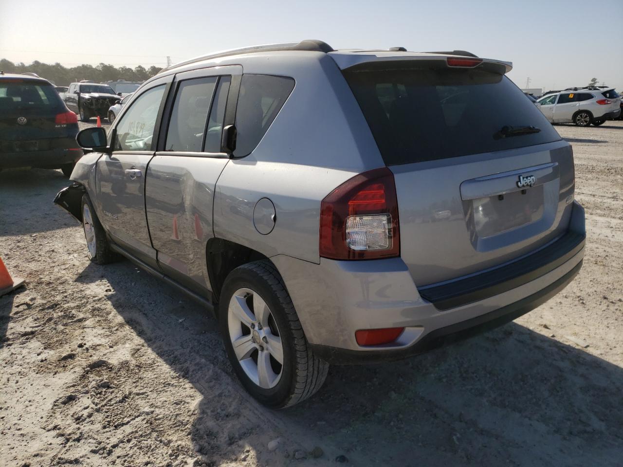 Photo 3 from auction – 2016 JEEP COMPASS LA with VIN 1C4NJCEA9GD640846