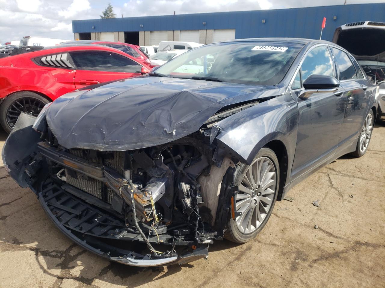 Photo 2 from auction – 2013 LINCOLN MKZ with VIN 3LN6L2JK9DR808913