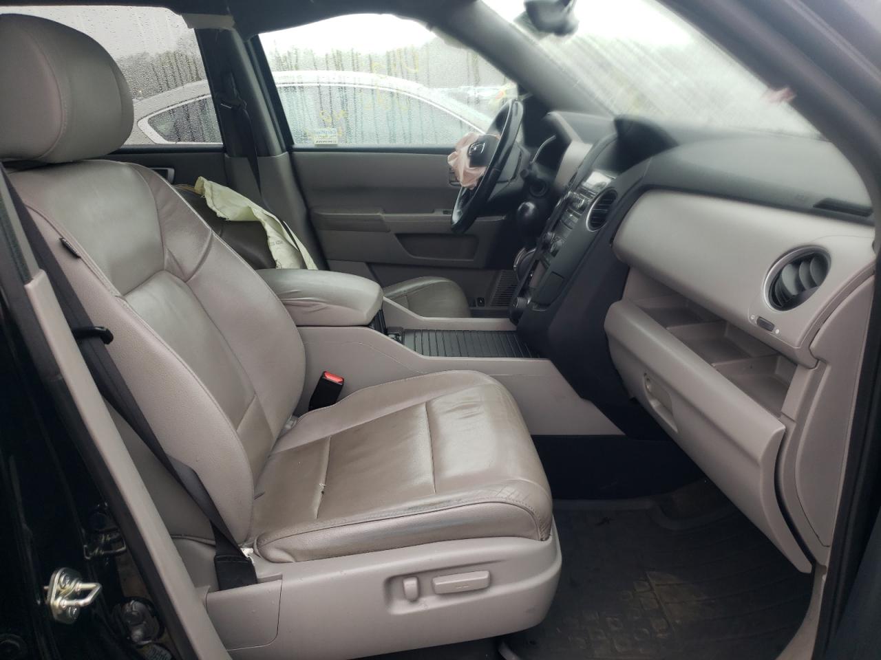 Photo 5 from auction – 2014 HONDA PILOT EXL with VIN 5FNYF4H68EB051322