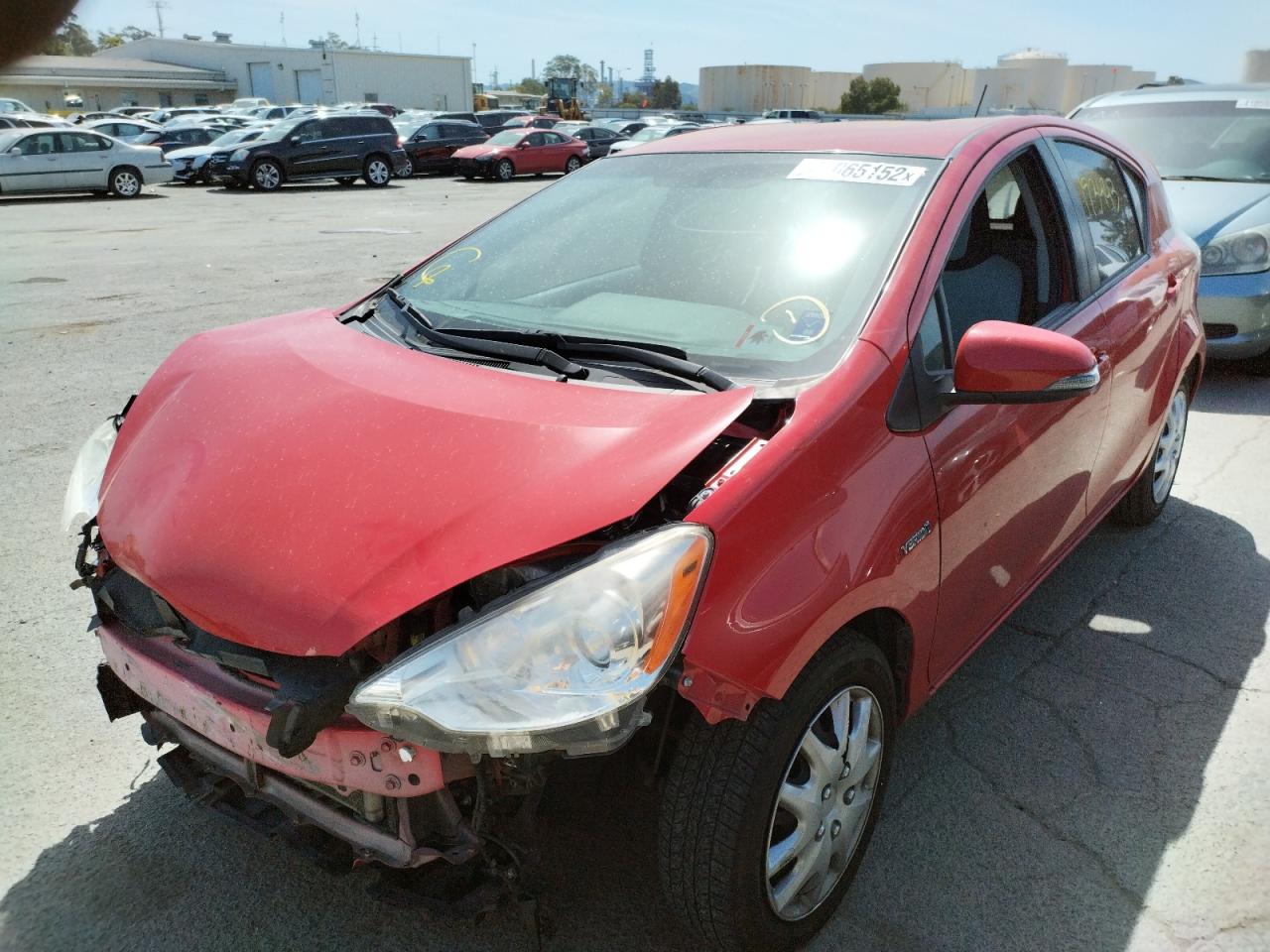 Photo 2 from auction – 2013 TOYOTA PRIUS C with VIN JTDKDTB32D1534199