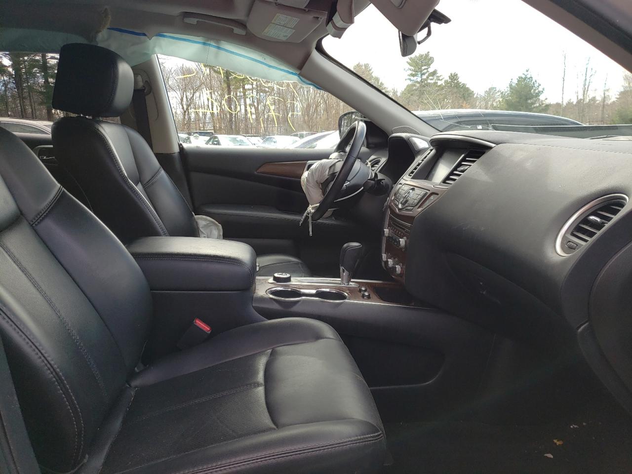Photo 5 from auction – 2017 NISSAN PATHFINDER with VIN 5N1DR2MM7HC610502