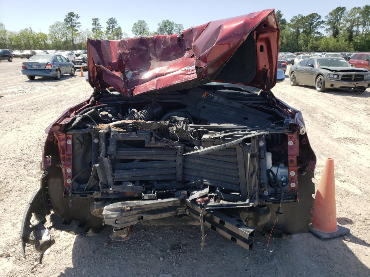 Photo 9 from auction – 2020 CHEVROLET SUBURBAN C with VIN 1GNSCJKC2LR134044