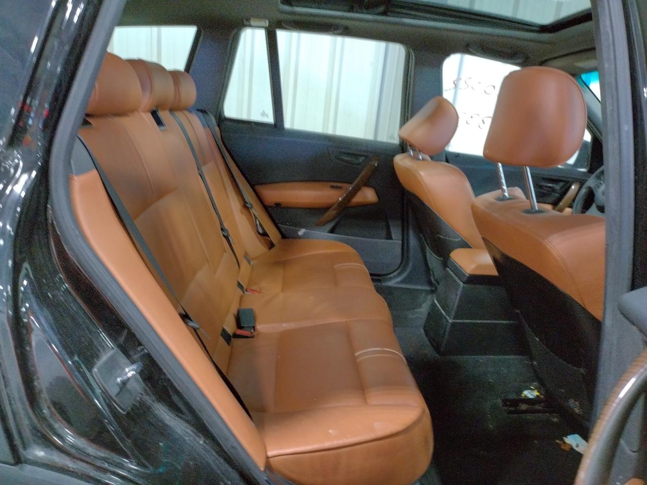 Photo 6 from auction – 2004 BMW X3 2.5I with VIN WBXPA73444WC43872