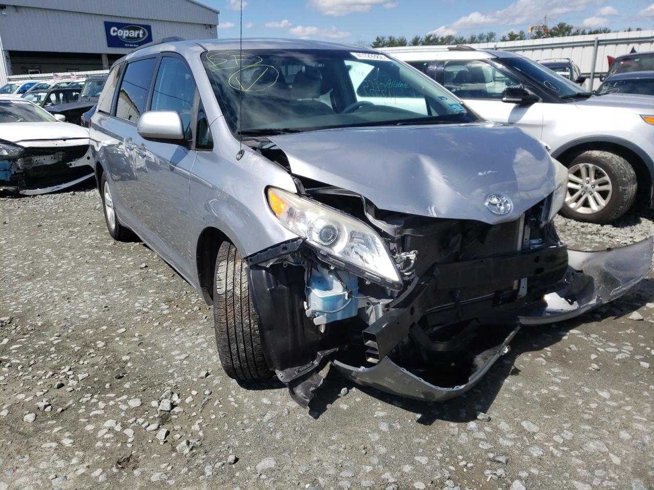 TOYOTA SIENNA LE 2013 with VIN 5TDKK3DC0DS296830 - Photo from auction