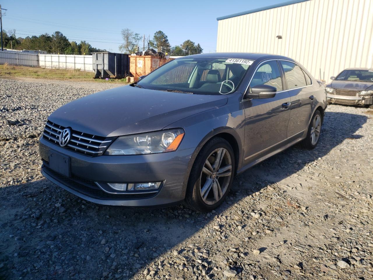 Photo 2 from auction – 2014 VOLKSWAGEN PASSAT SEL with VIN 1VWCT7A39EC003939