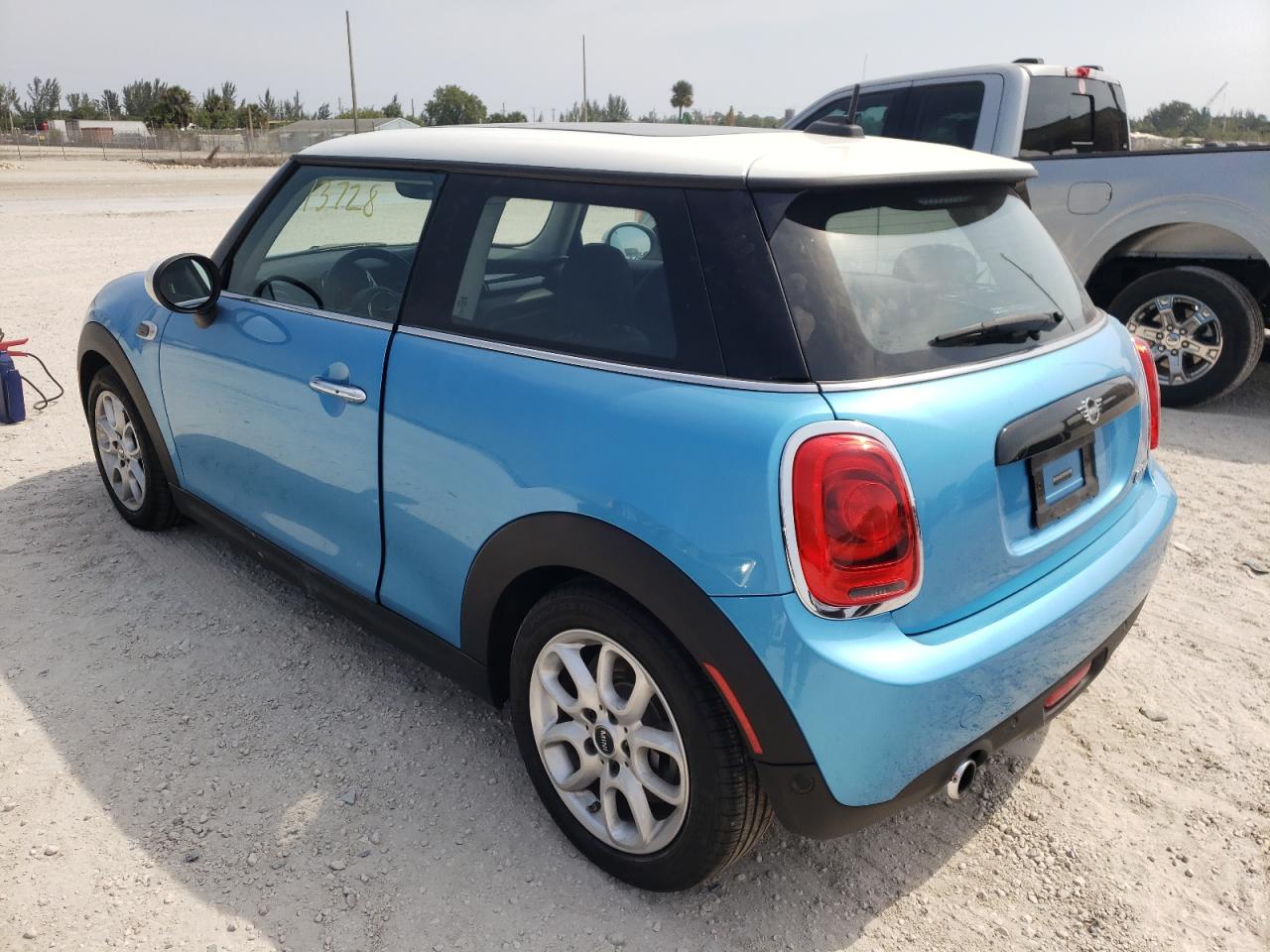 Photo 3 from auction – 2019 MINI COOPER with VIN WMWXP5C51K2H97249