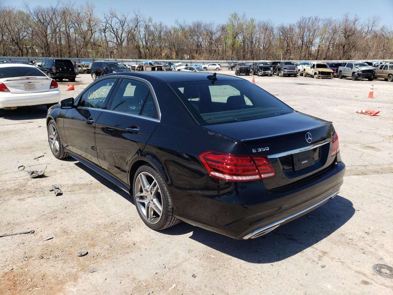 Photo 2 from auction – 2016 MERCEDES-BENZ E 350 with VIN WDDHF5KB1GB302446