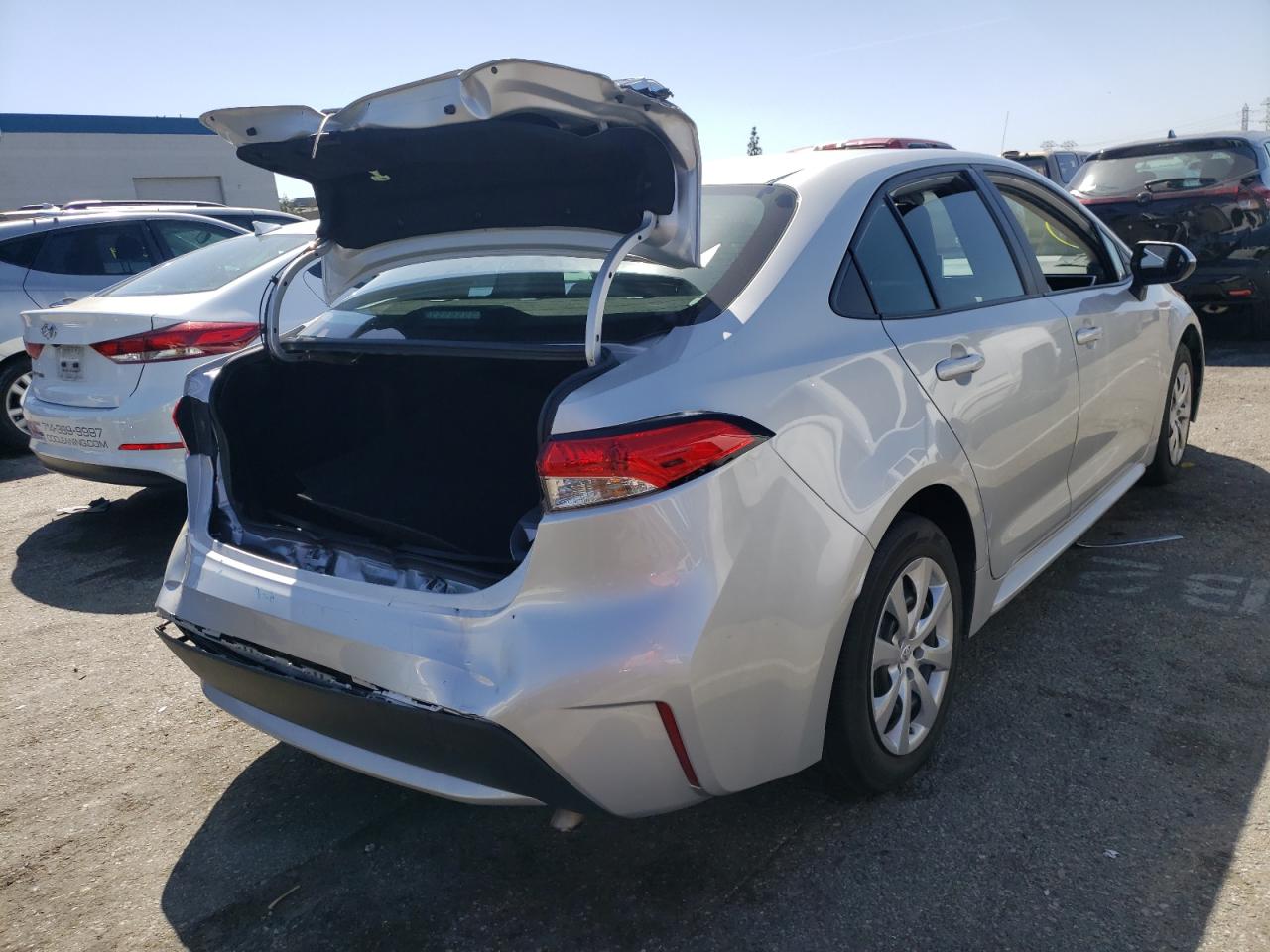 Photo 4 from auction – 2020 TOYOTA COROLLA LE with VIN 5YFEPRAE8LP109073