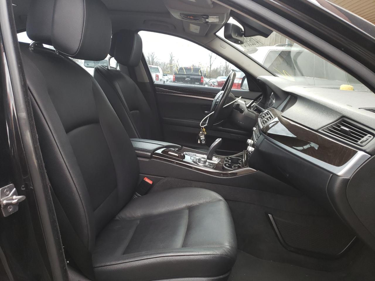 Photo 5 from auction – 2012 BMW 535 XI with VIN WBAFU7C52CDU64531