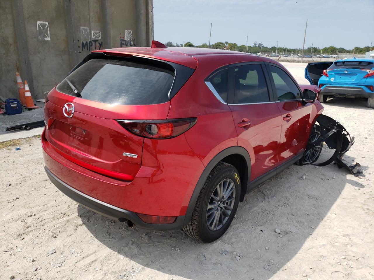 Photo 4 from auction – 2017 MAZDA CX-5 SPORT with VIN JM3KFABL4H0141810