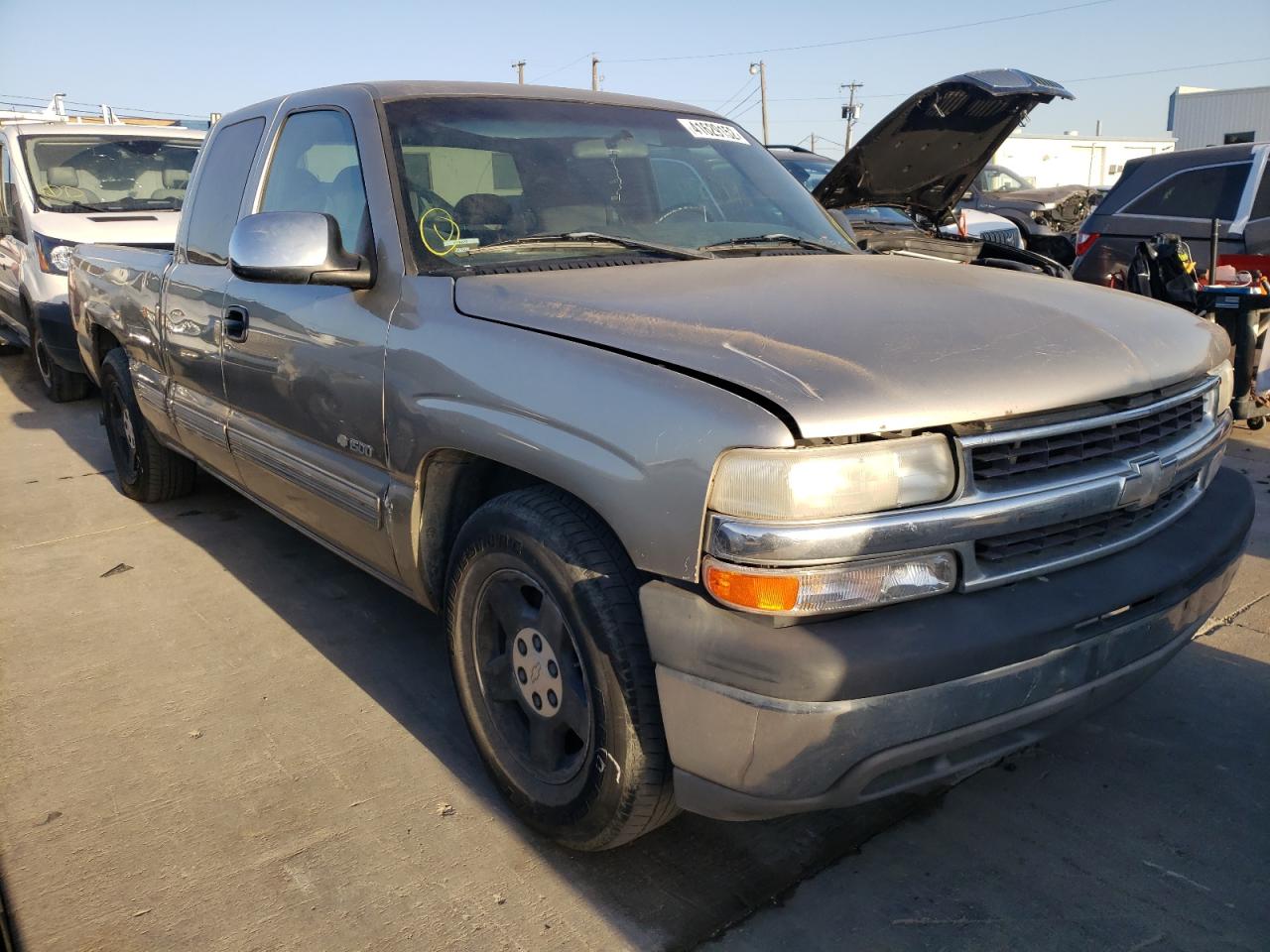 CHEVROLET SILVERADO 2001 with VIN 1GCEC19V91Z159064 - Photo from auction