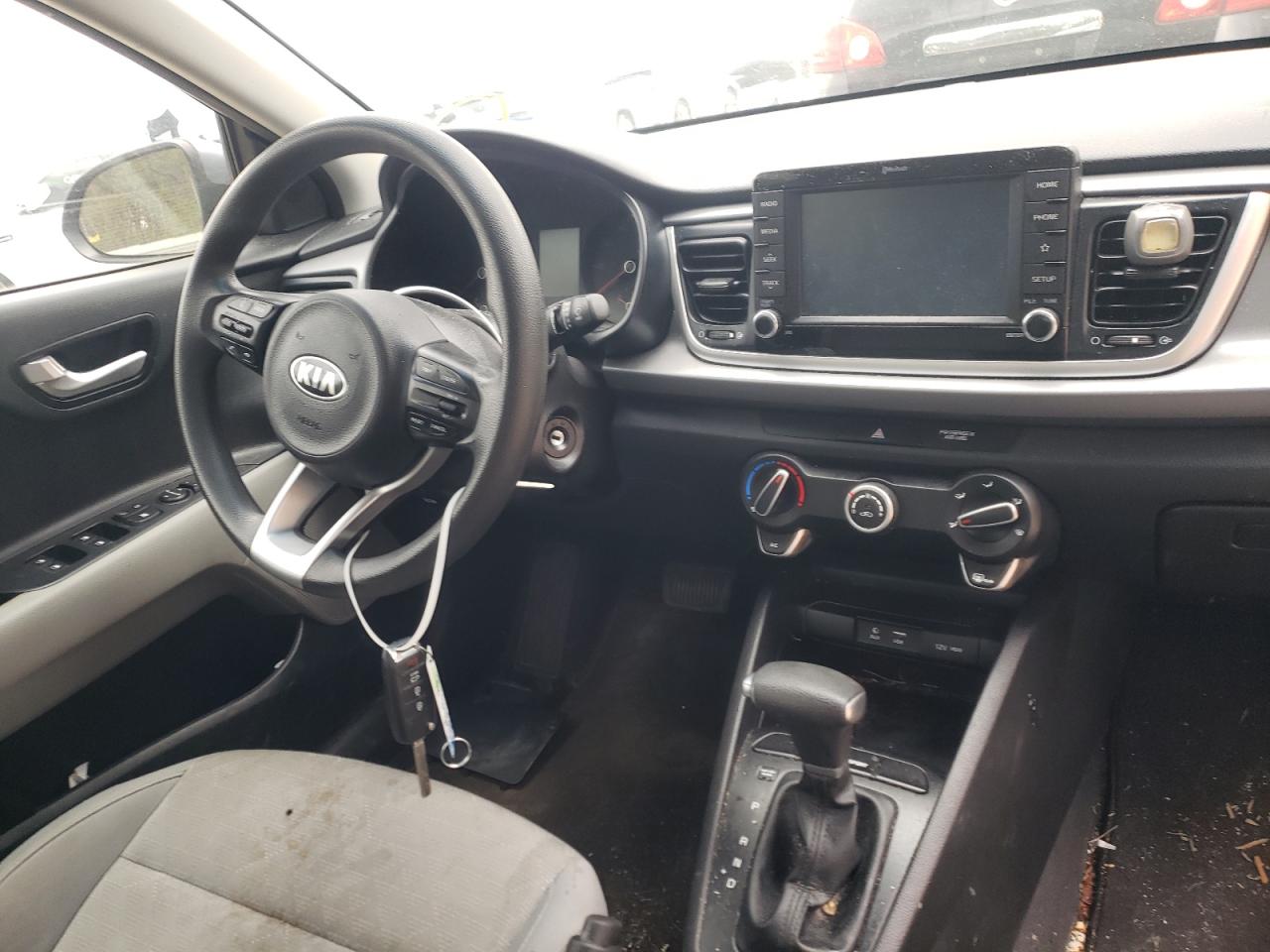 Photo 9 from auction – 2019 KIA RIO S with VIN 3KPA24AB2KE243244