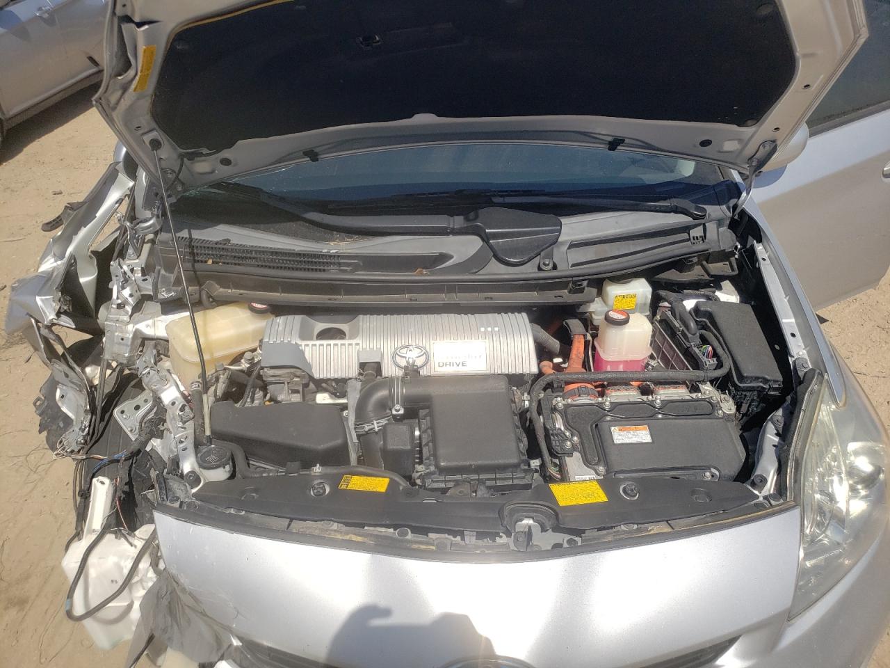 Photo 7 from auction – 2014 TOYOTA PRIUS with VIN JTDKN3DU0E0384376