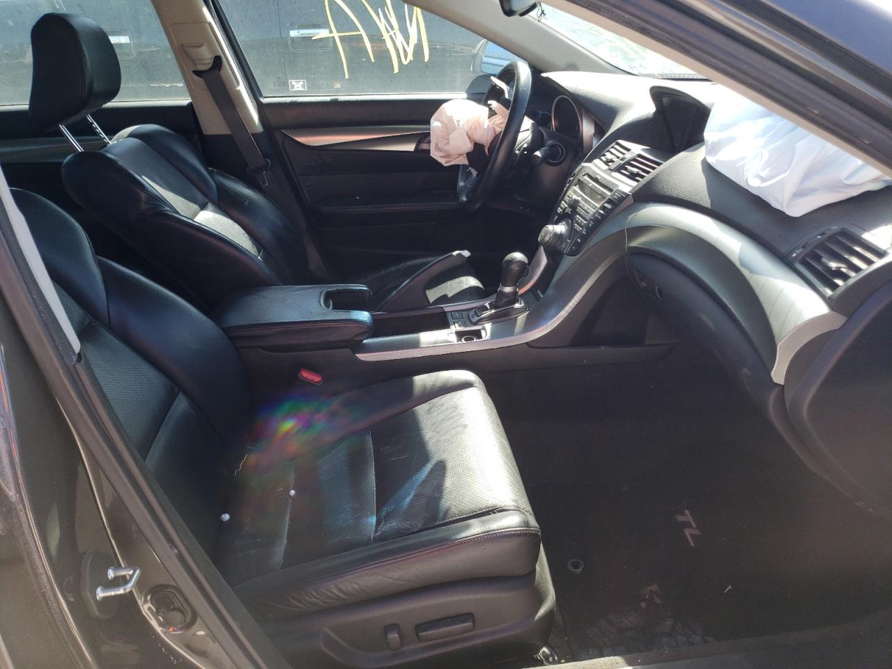 Photo 5 from auction – 2010 ACURA TL with VIN 19UUA8F53AA000975