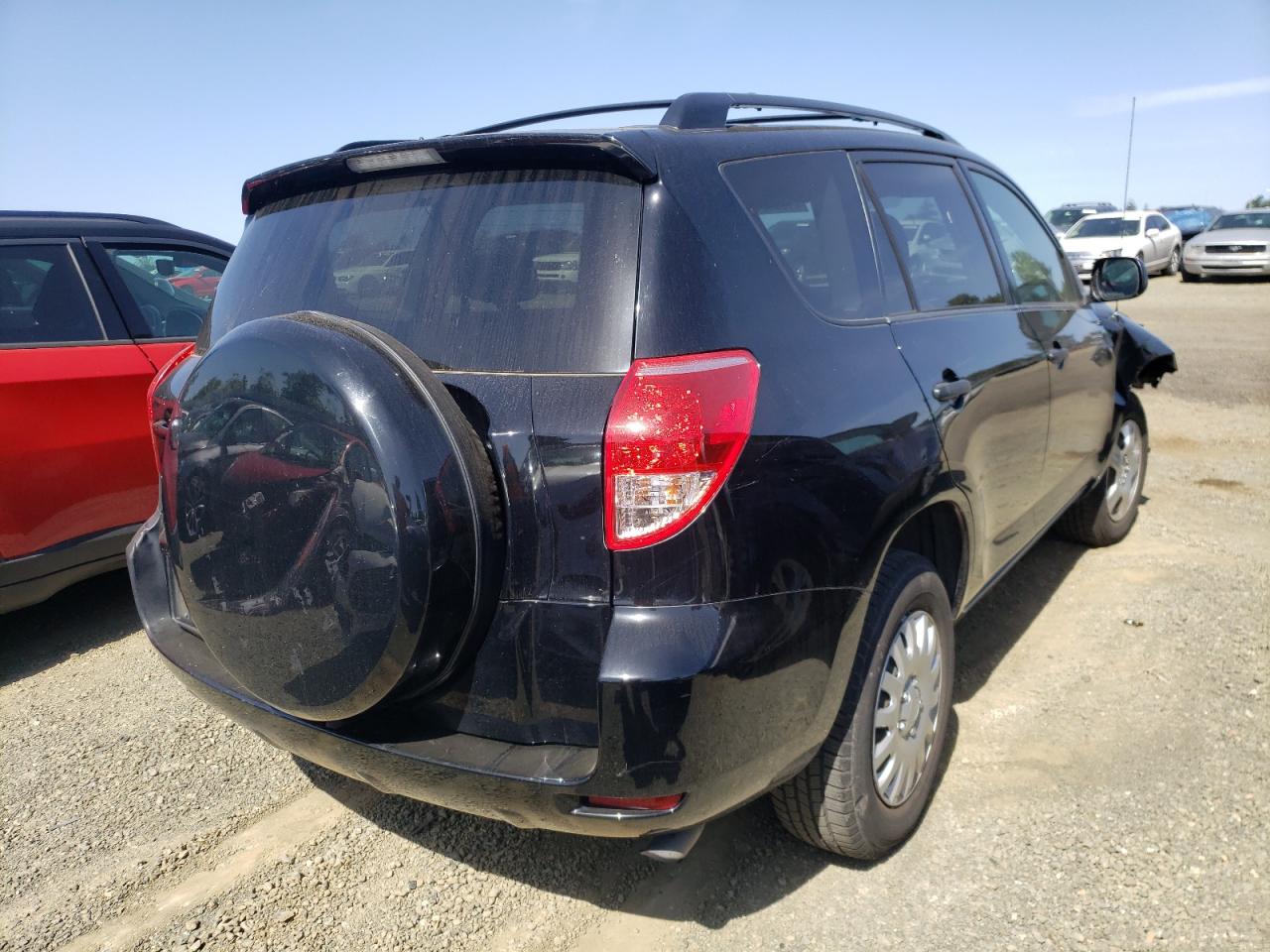 Photo 4 from auction – 2007 TOYOTA RAV4 with VIN JTMZD33V976026933