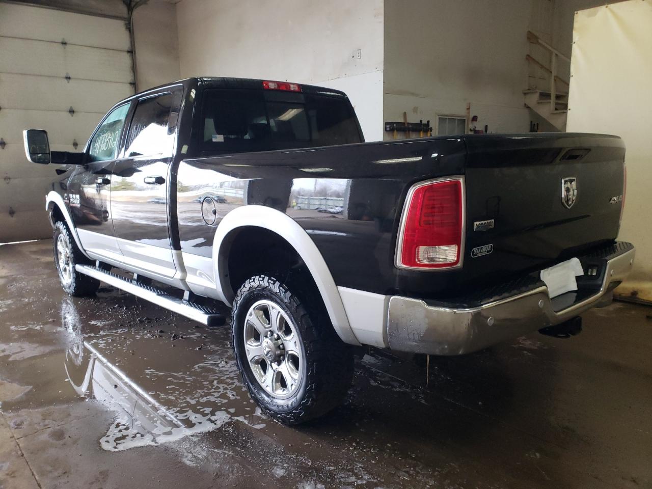 Photo 3 from auction – 2016 RAM 2500 LARAM with VIN 3C6UR5FLXGG109164