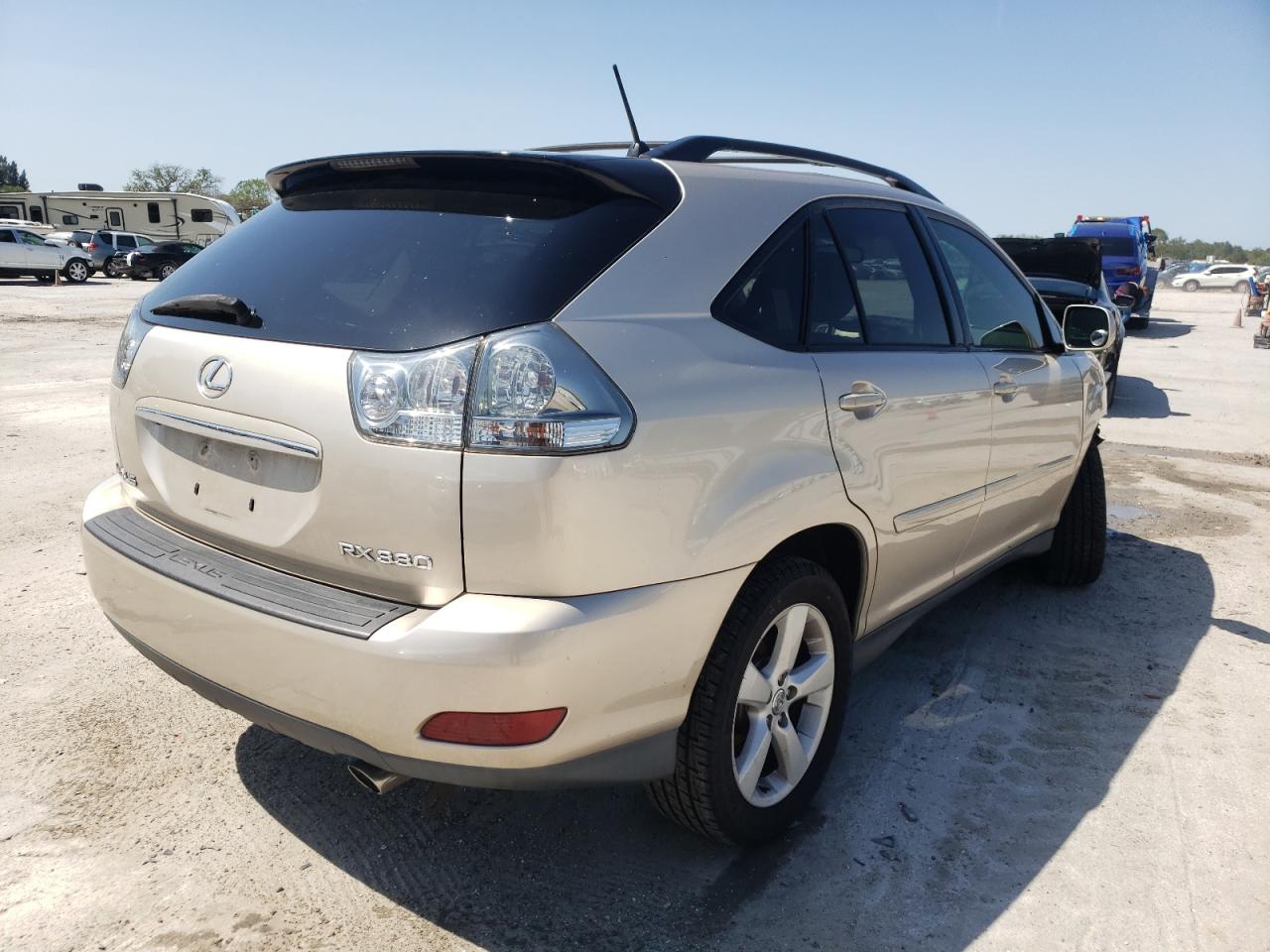 Photo 4 from auction – 2004 LEXUS RX 330 with VIN 2T2GA31U94C002707