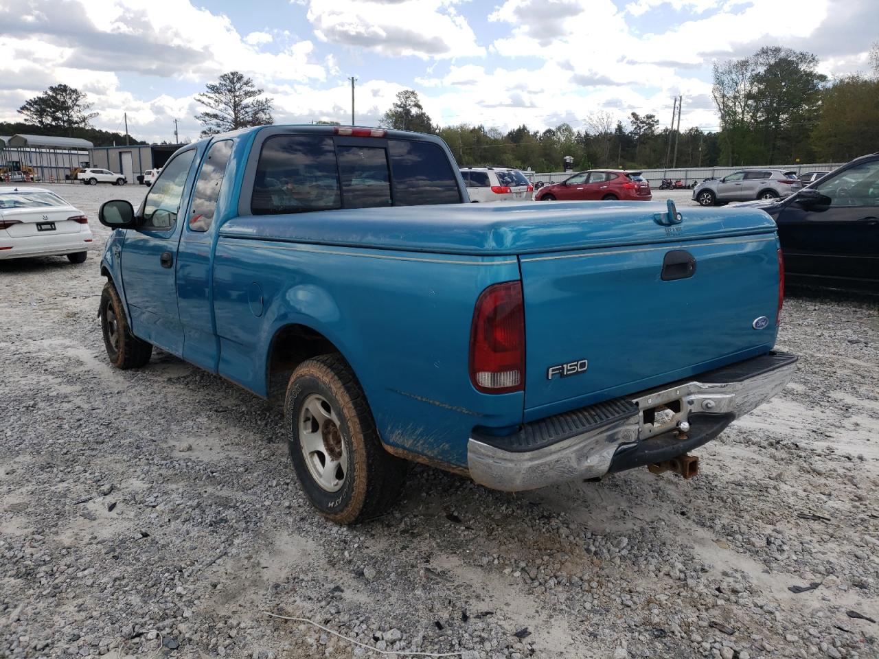 Photo 3 from auction – 1997 FORD F150 with VIN 1FTDX1761VKB32452