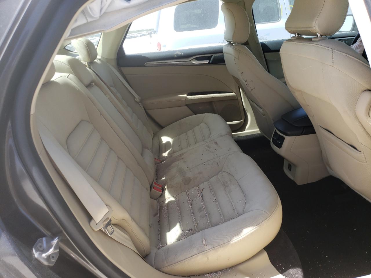 Photo 6 from auction – 2015 FORD FUSION SE with VIN 3FA6P0H78FR191009
