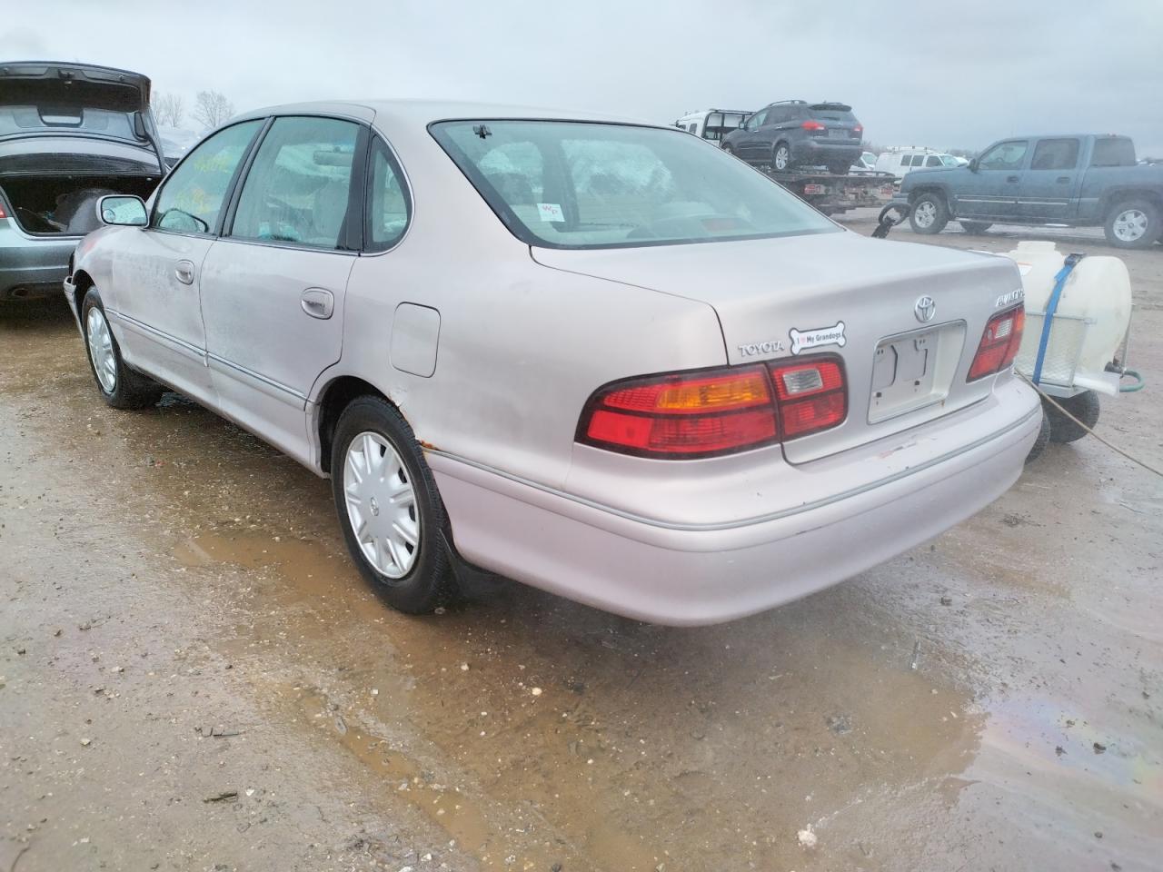 Photo 3 from auction – 1998 TOYOTA AVALON XL with VIN 4T1BF18B6WU252822
