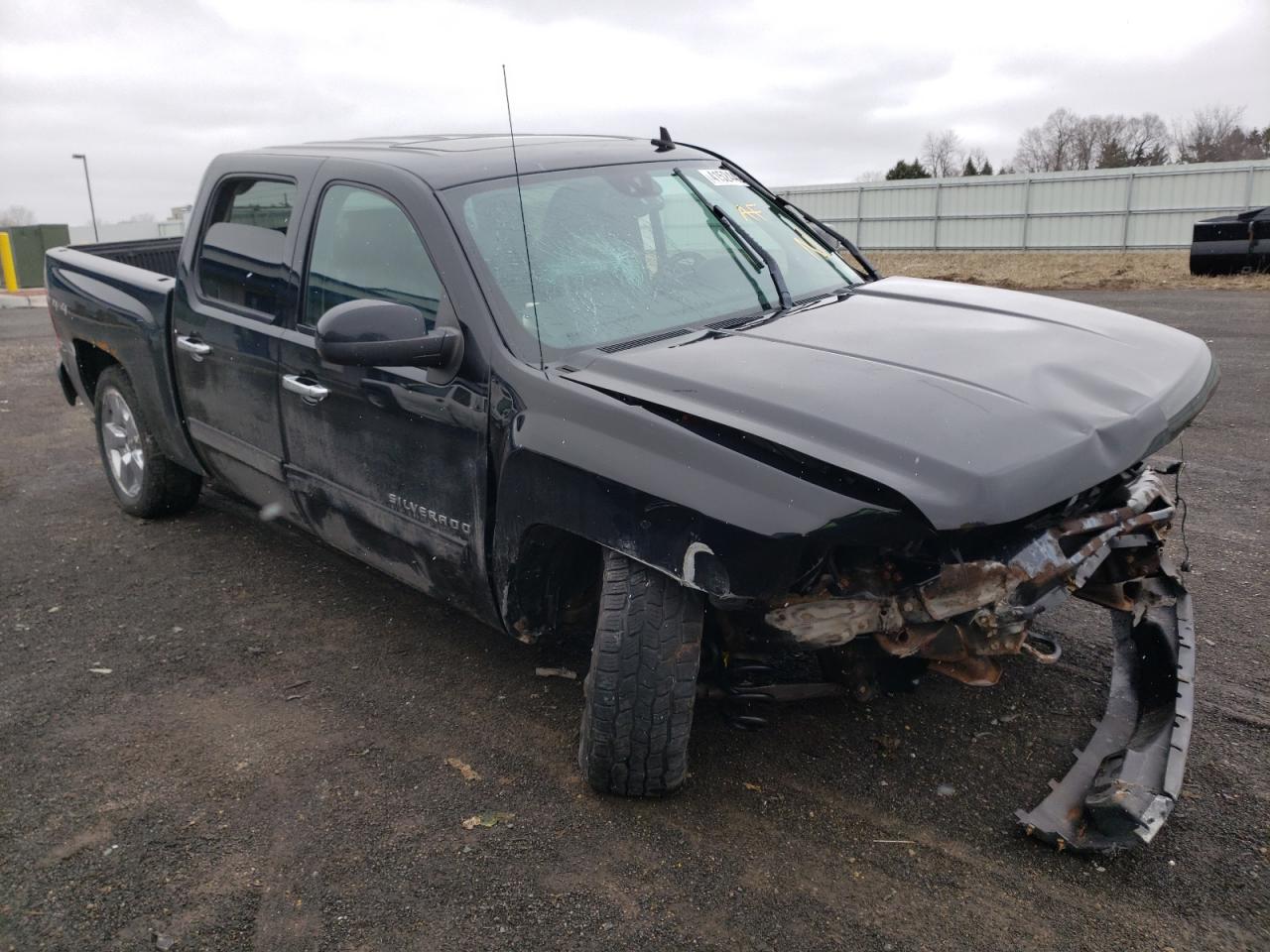 CHEVROLET SILVERADO 2011 with VIN 3GCPKTE30BG338543 - Photo from auction