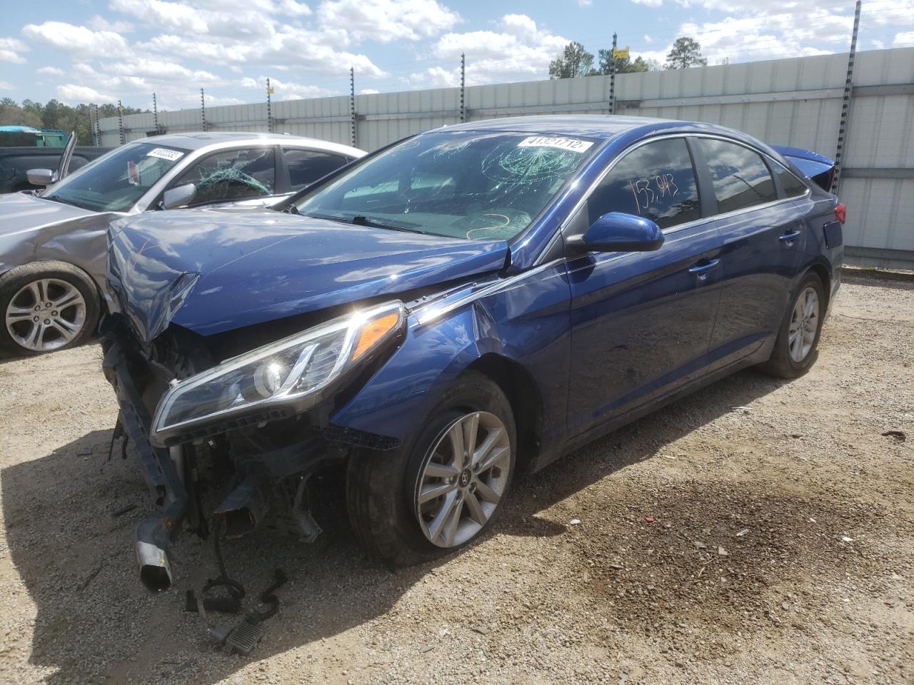 Photo 2 from auction – 2016 HYUNDAI SONATA SE with VIN 5NPE24AF3GH309467