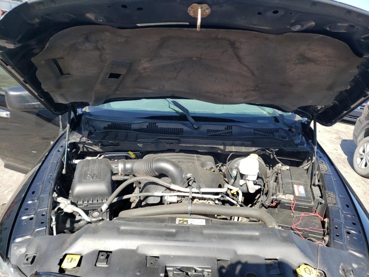 Photo 7 from auction – 2013 RAM 1500 ST with VIN 1C6RR7KT3DS584991