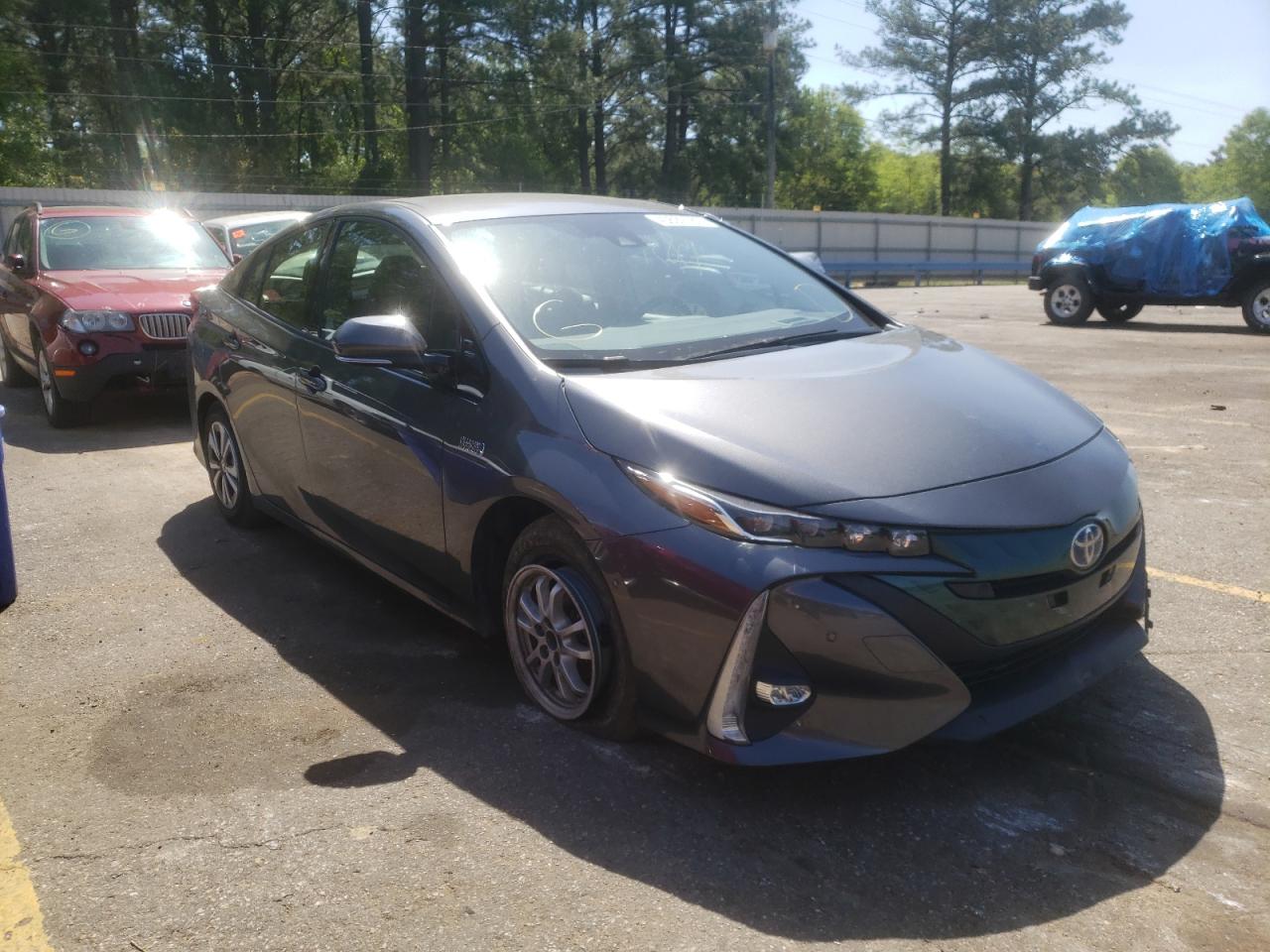 TOYOTA PRIUS PRIM 2017 with VIN JTDKARFP9H3057628 - Photo from auction