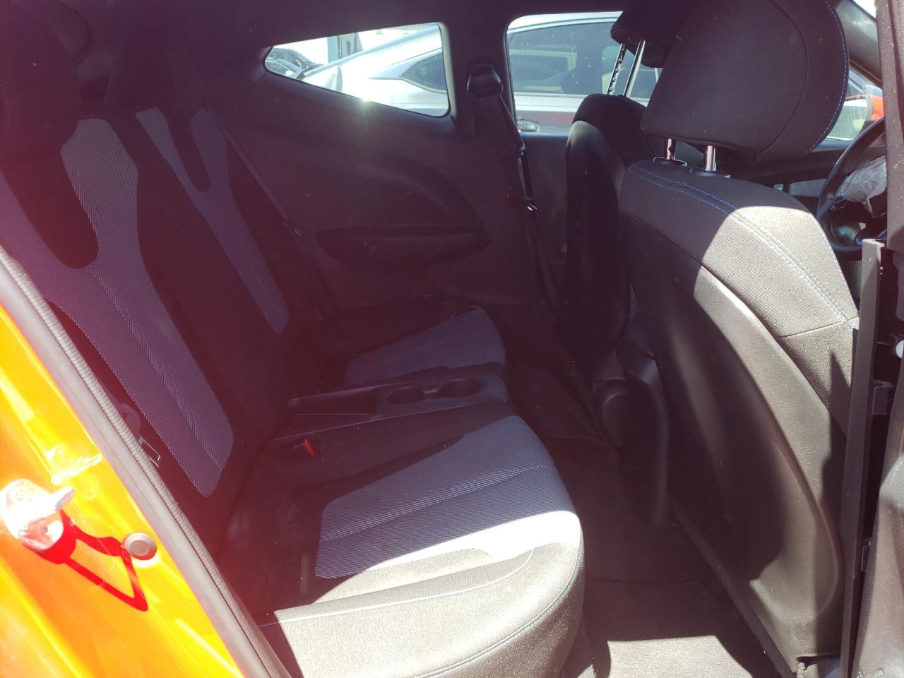 Photo 16 from auction – 2019 HYUNDAI VELOSTER B with VIN KMHTG6AF8KU016775